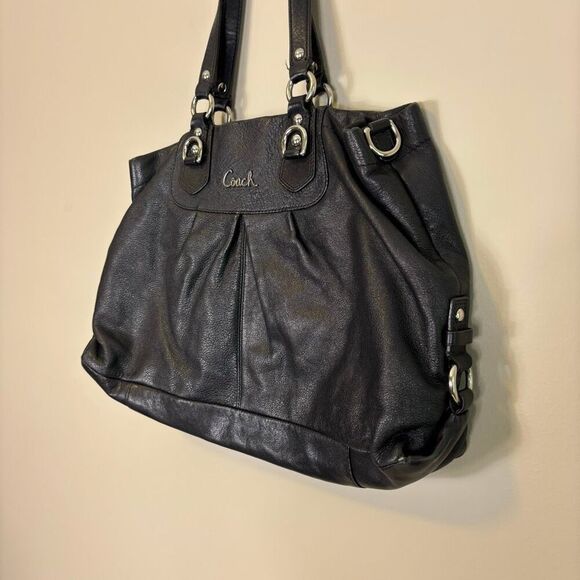 Coach Black Leather Shoulder Purse - Picture 4 of 11